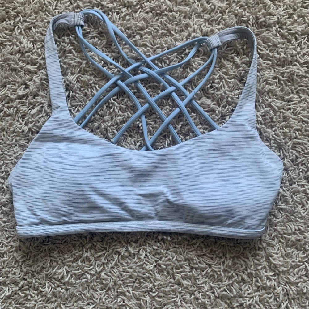 Lululemon free to be bra in size 4